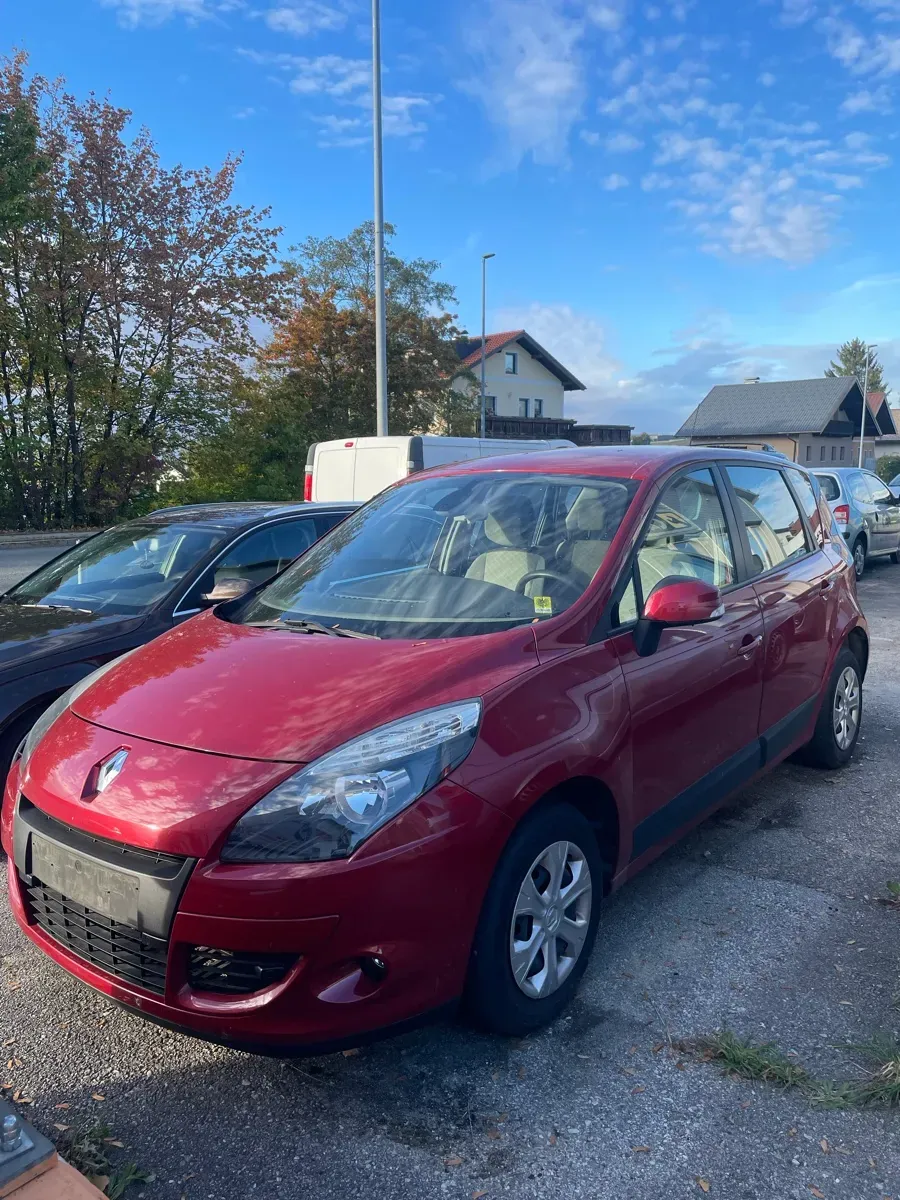 Renault Scenic 2009 photo 2