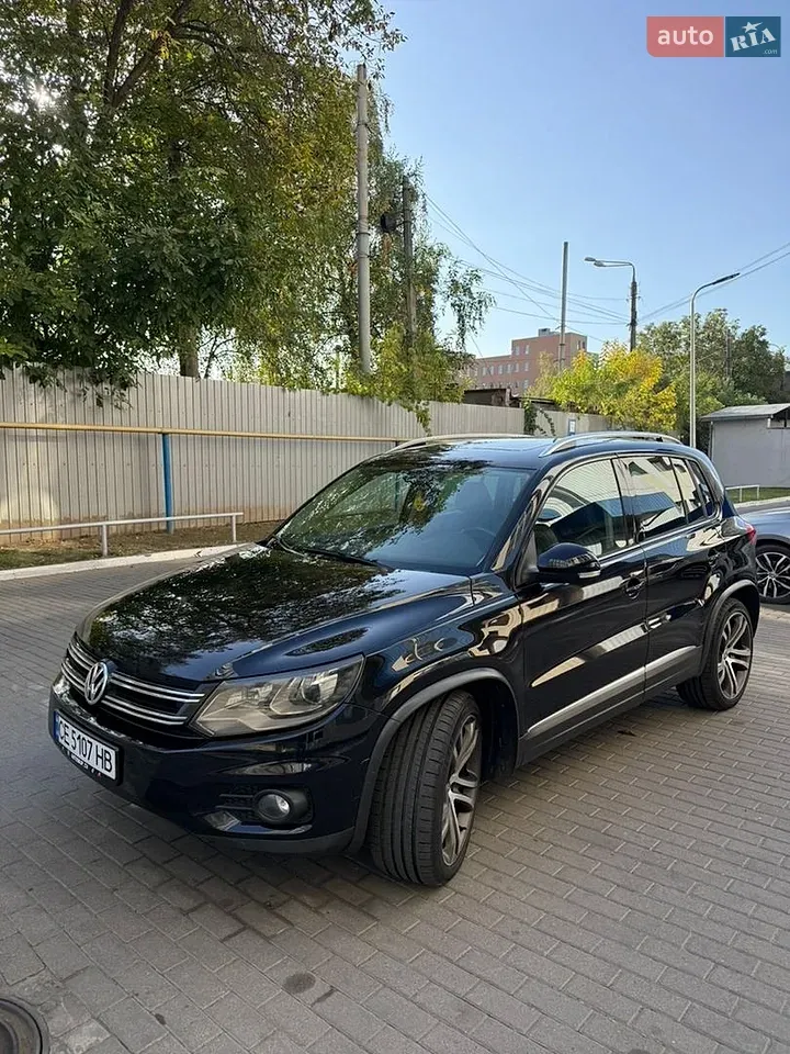 Volkswagen Tiguan 2012 photo 2