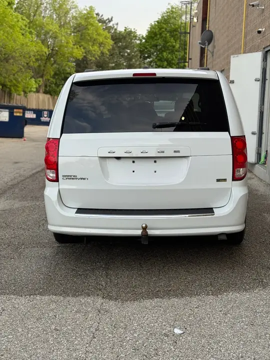 Dodge Grand Caravan 2017 photo 4