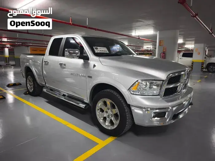 Dodge Ram 1500 Laramie 2011 photo 3