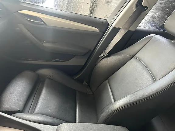 BMW X1 2011 photo 5