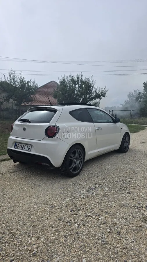 Alfa Romeo Mito 2011 photo 3