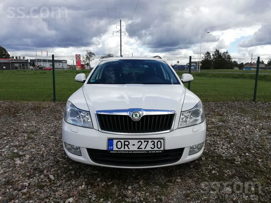 Skoda Octavia 2012 photo 5