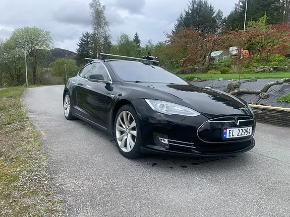 Tesla Model S 2013 photo 3