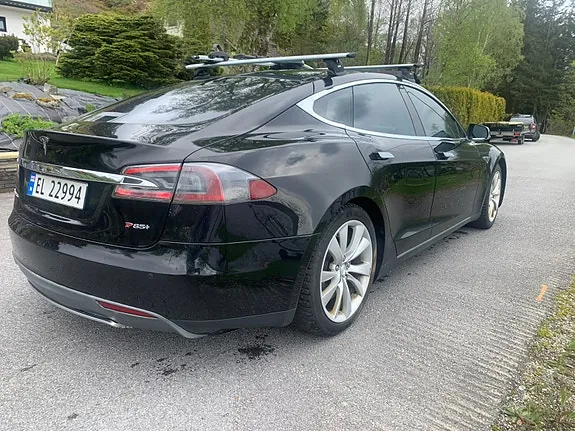 Tesla Model S 2013 photo 5