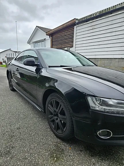 Audi A5 2009 photo 3