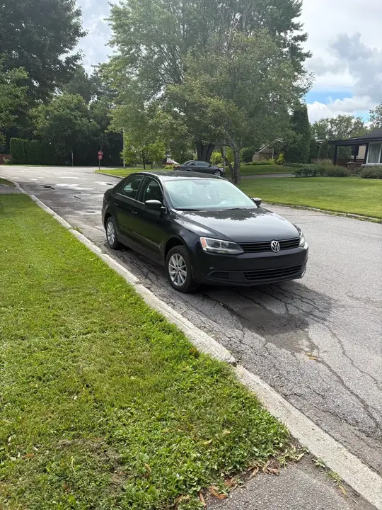 Volkswagen Jetta 2013 photo 2