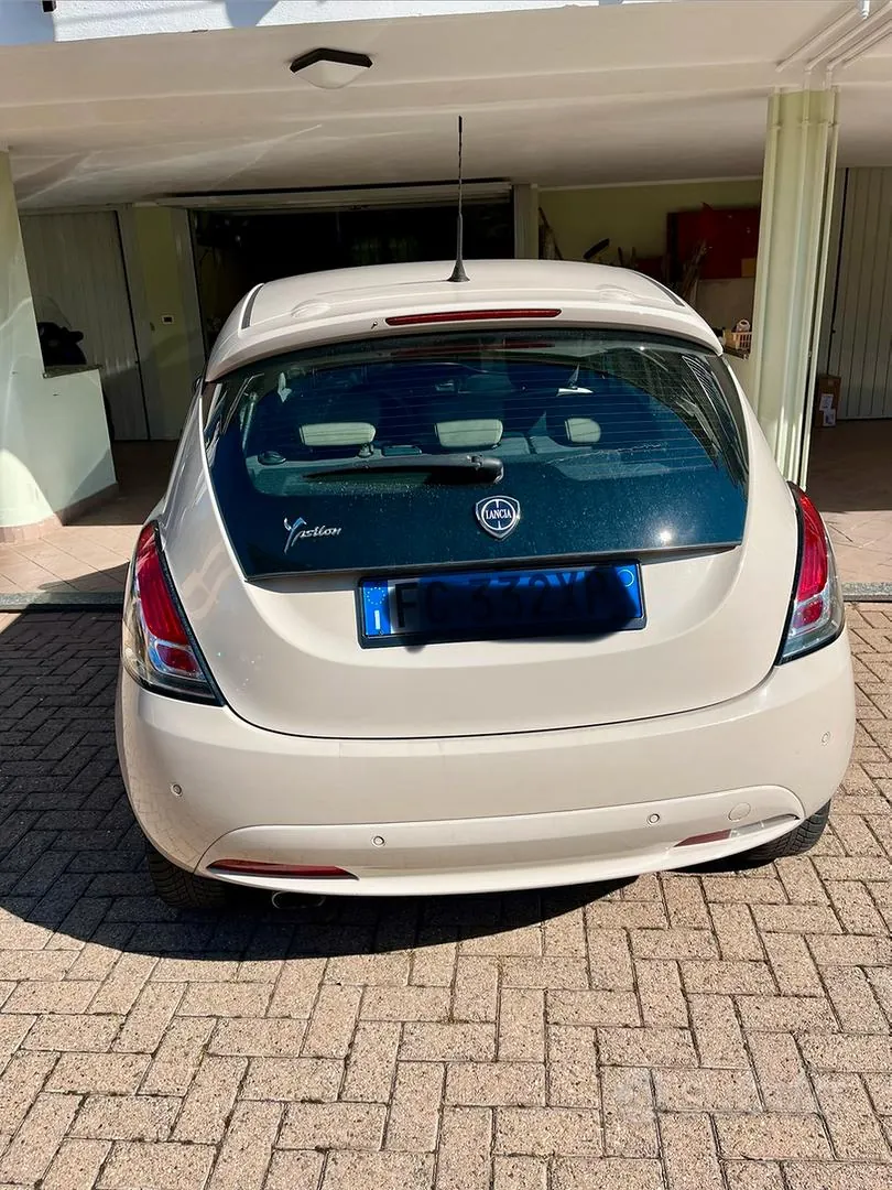 Lancia Ypsilon 2017 photo 4