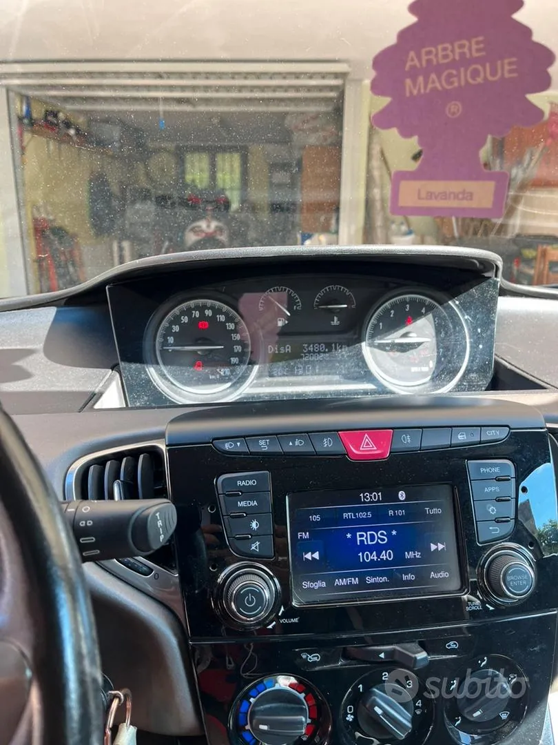 Lancia Ypsilon 2017 photo 5