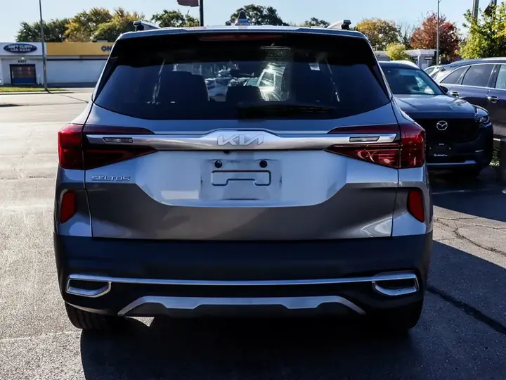 Kia Seltos 2023 photo 4