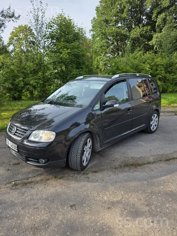 Volkswagen Touran 2005 photo 3