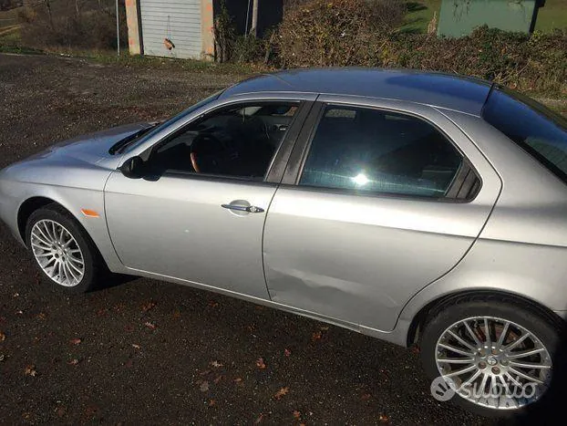 Alfa Romeo 156 2000 photo 3