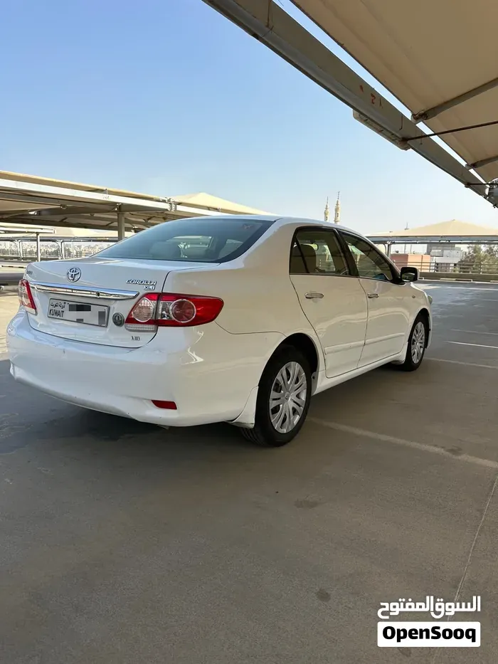 Toyota Corolla 2013 photo 3