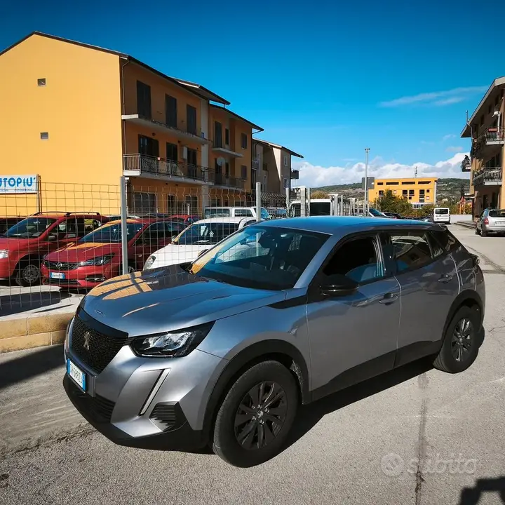 Peugeot 2008 2022 photo 2