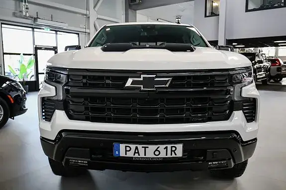 Chevrolet Silverado 1500 2026 photo 2