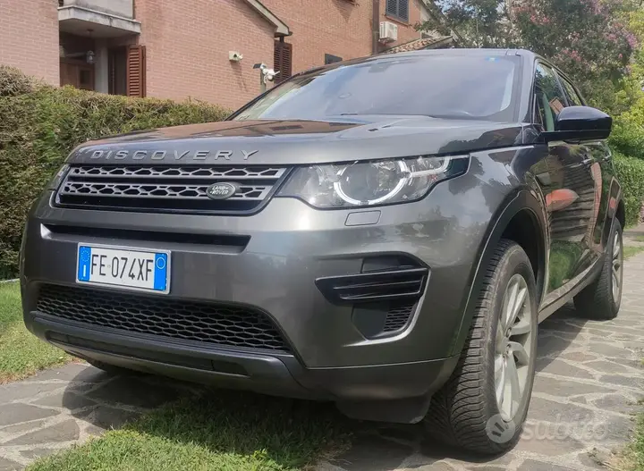 Land Rover Discovery Sport 2016 photo 4