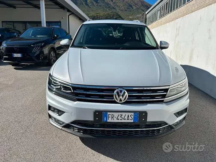 Volkswagen Tiguan 2018 photo 2