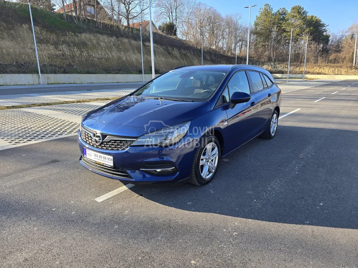 Opel Astra K 2021 photo 2
