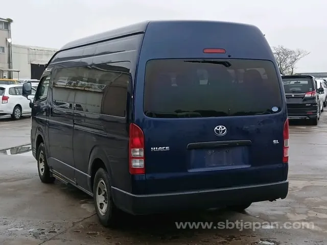 Toyota Hiace 2013 photo 5