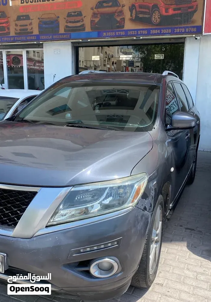 Nissan Pathfinder 2013 photo 2
