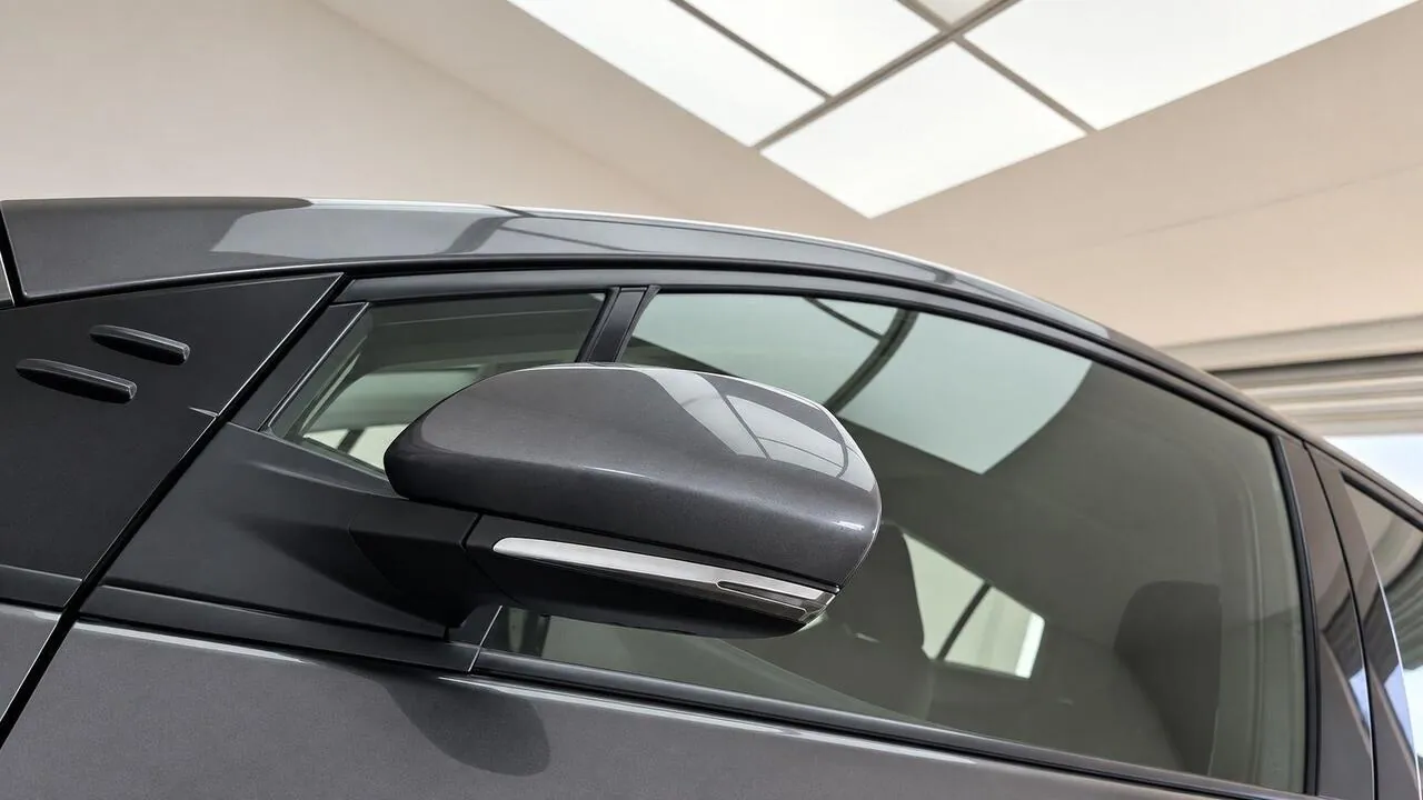 Toyota Prius 2020 photo 2