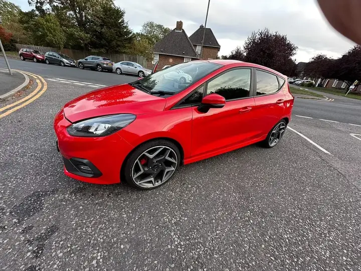 Ford Fiesta 2018 photo 3