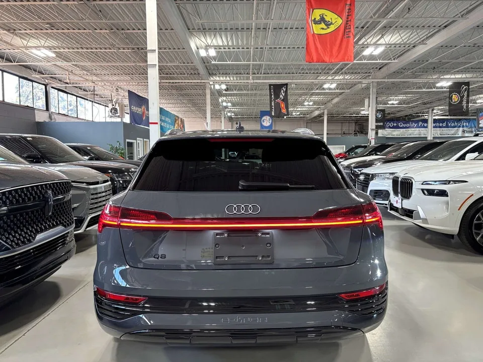Audi Q8 2024 photo 5