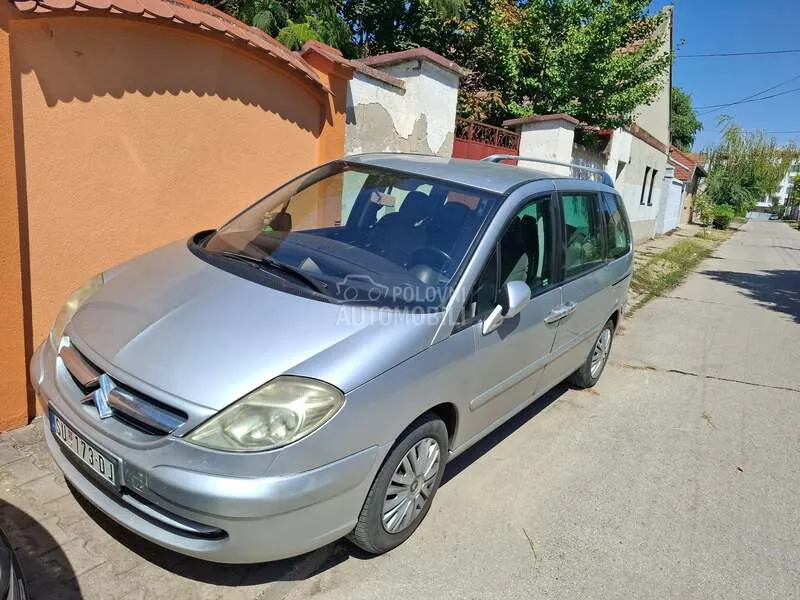 Citroen C8