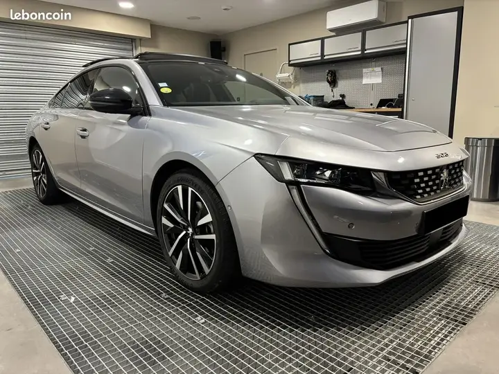 Peugeot 508 2021 photo 2