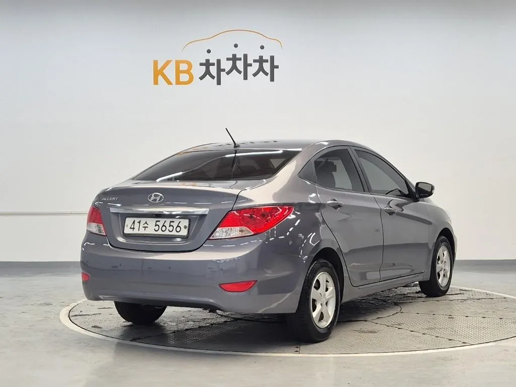 Hyundai Accent 2014 photo 3