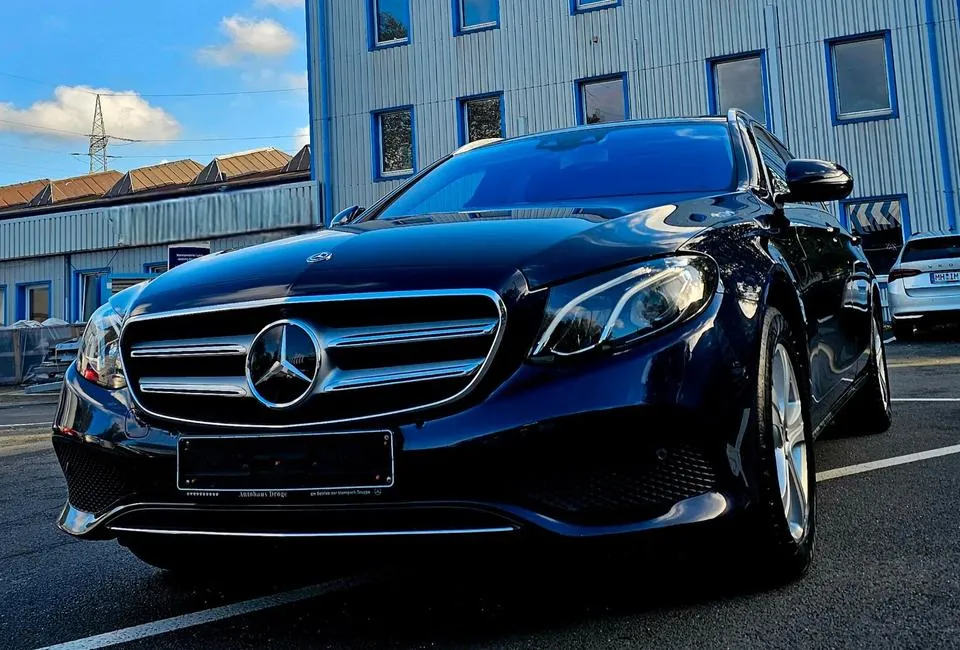 Mercedes-Benz E 220 D Avantgarde