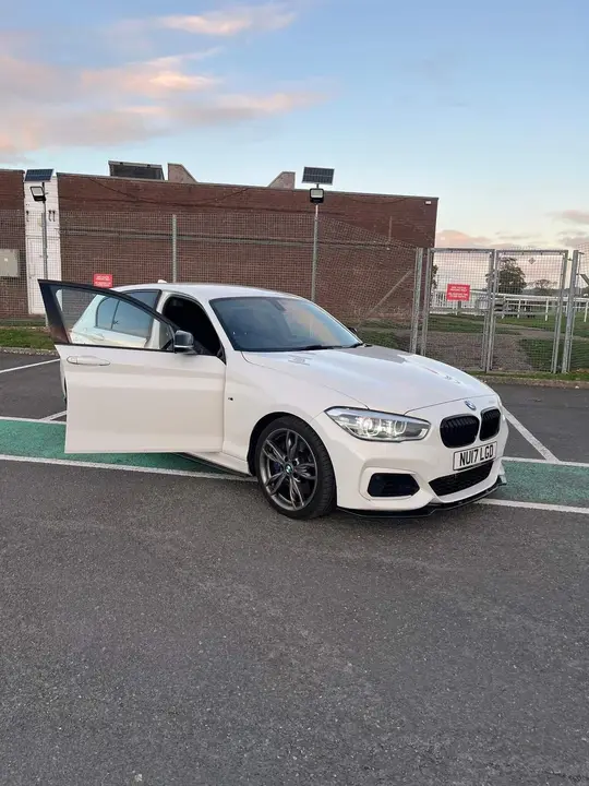 BMW 1 Series 2017 photo 3