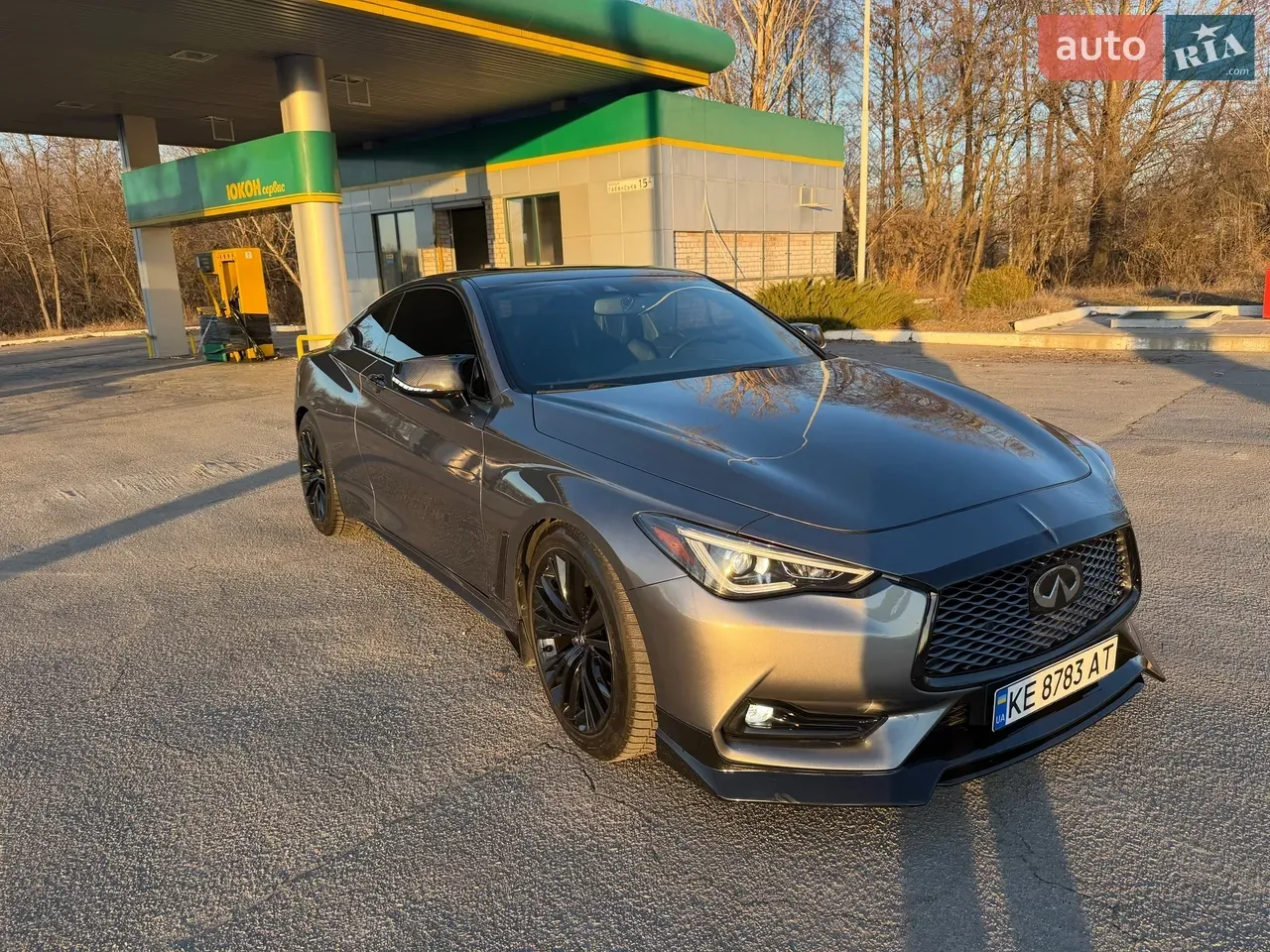 Infiniti Q60