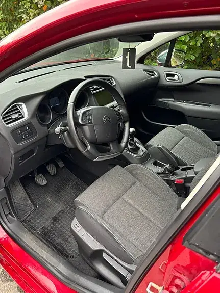 Citroen C4 2016 photo 2