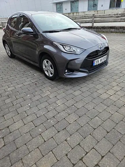 Toyota Yaris 2021 photo 3