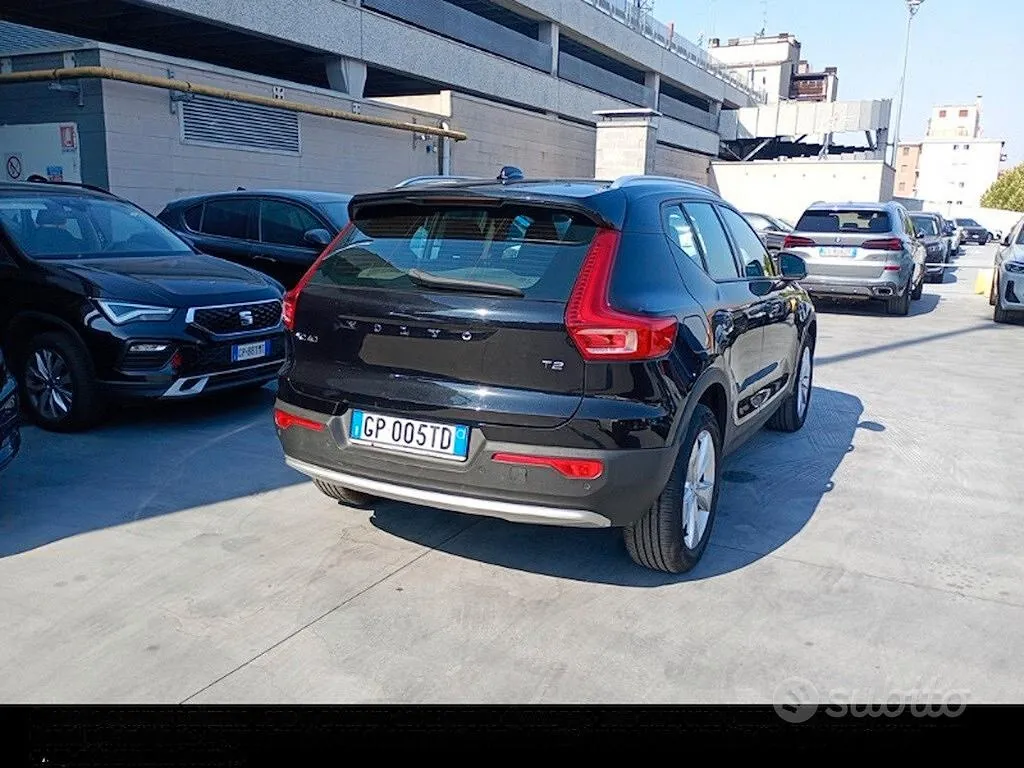Volvo Xc40 2023 photo 5
