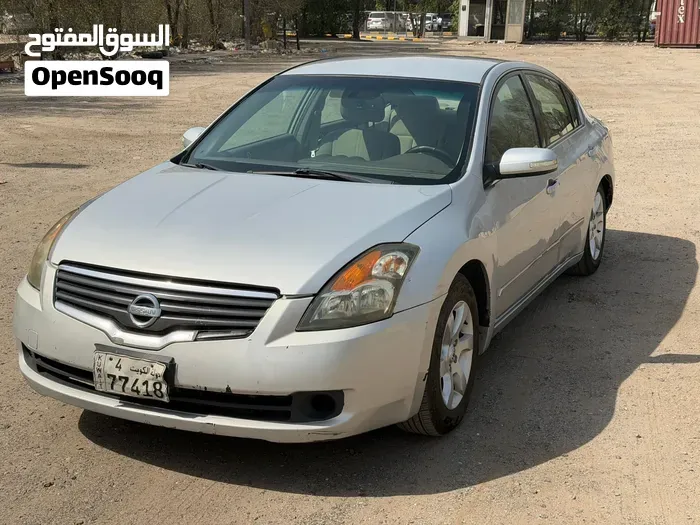 Nissan Altima 2009 photo 2