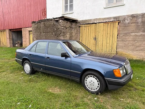Mercedes-Benz 260 E 1988 photo 2