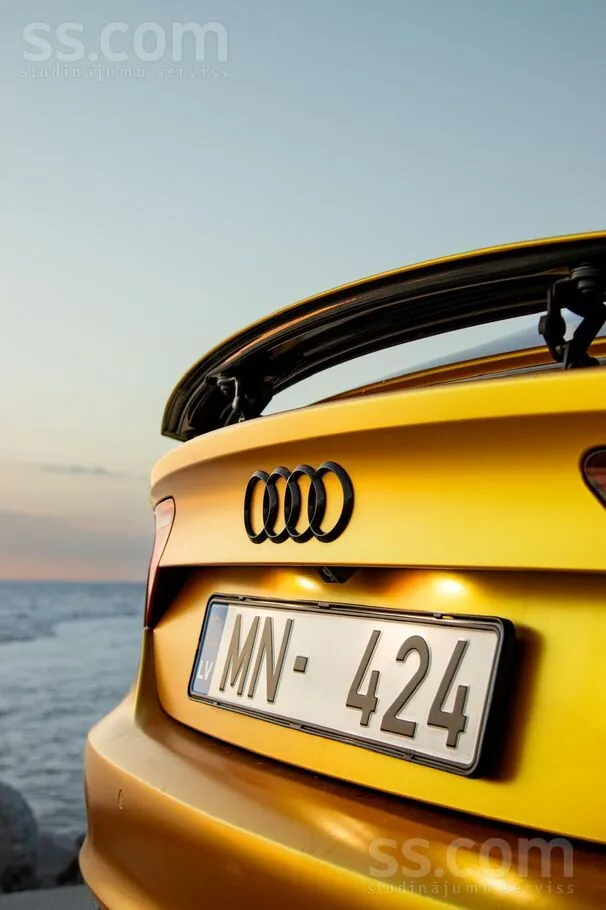 Audi A7 2011 photo 5