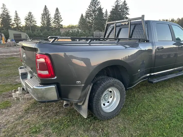 Ram 3500 2024 photo 2