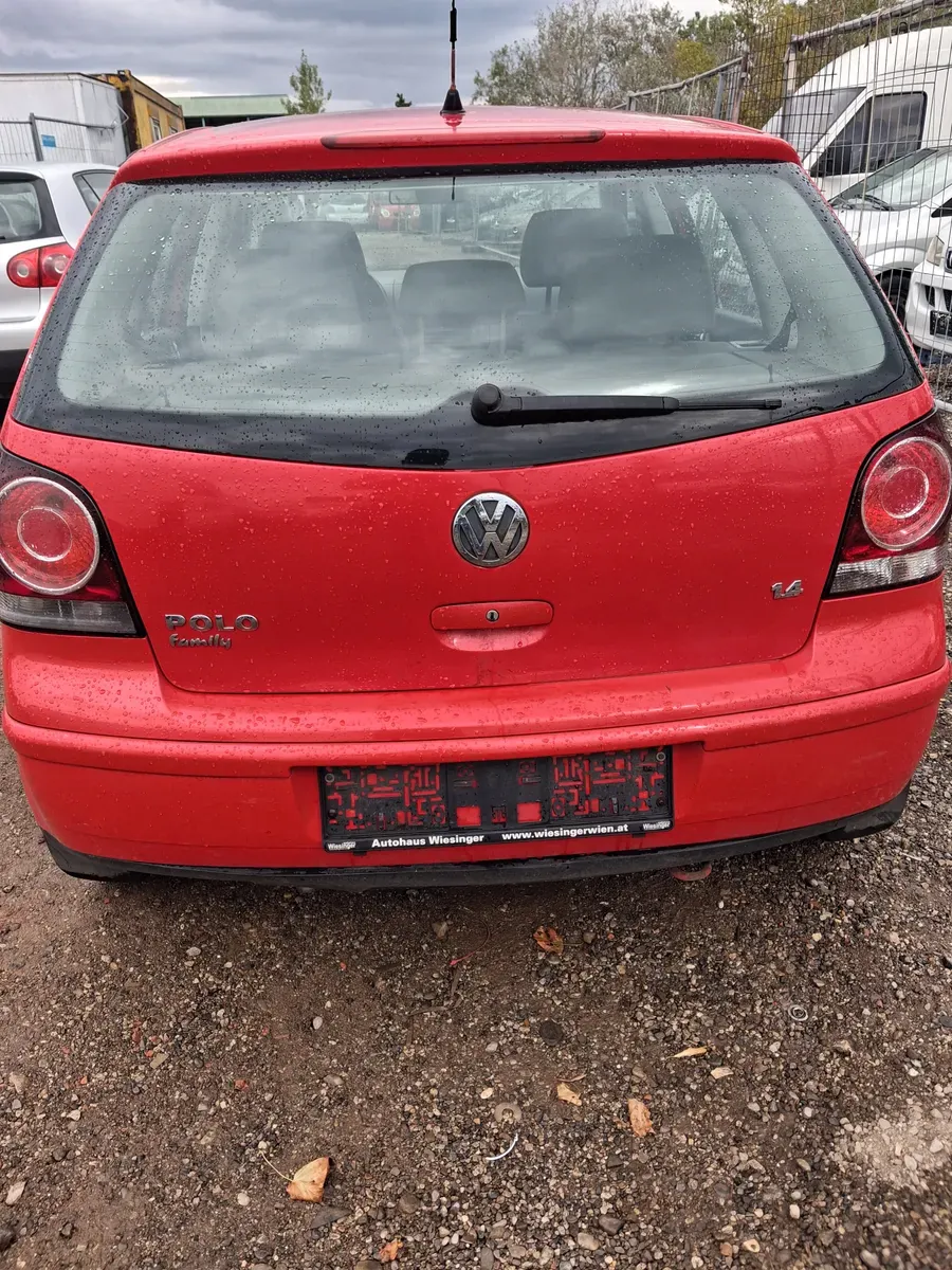 Volkswagen Polo 2005 photo 2