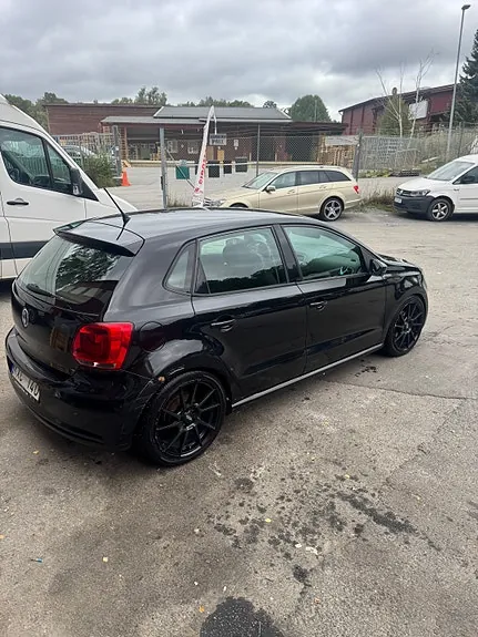 Volkswagen Polo 2011 photo 3