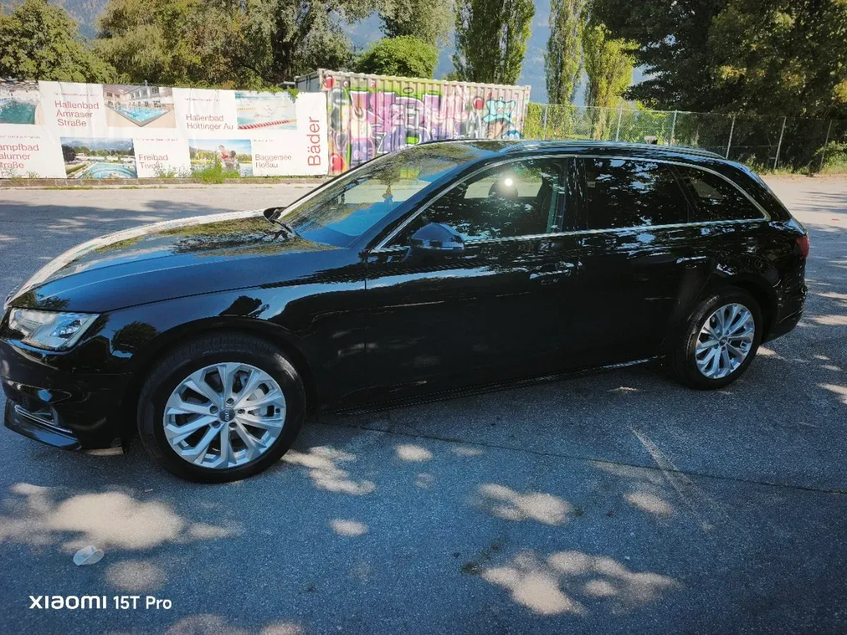 Audi A4 2019 photo 2