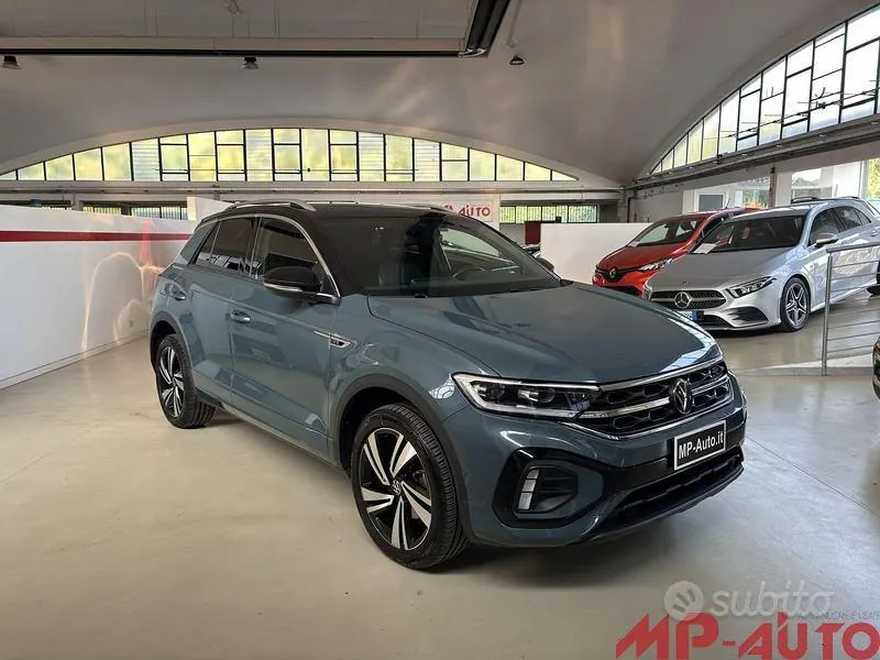 Volkswagen T-Roc 2022 photo 2