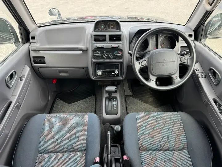 Mitsubishi Pajero Mini