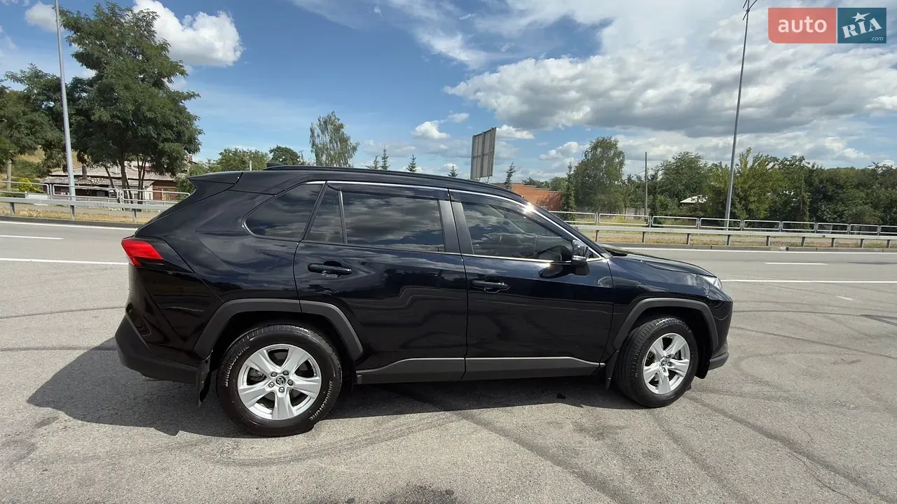 Toyota Rav4 2019 photo 5
