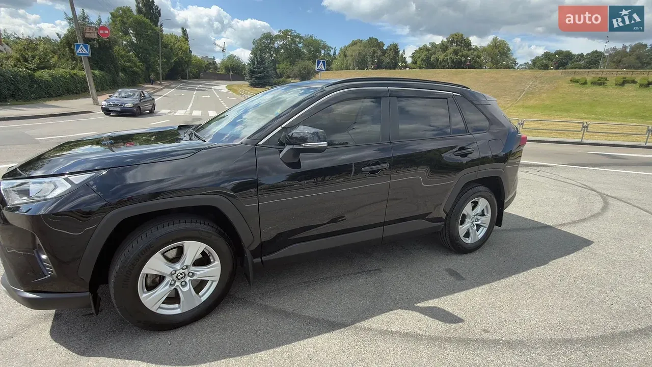 Toyota Rav4 2019 photo 4