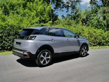 Peugeot 3008 2024 photo 2