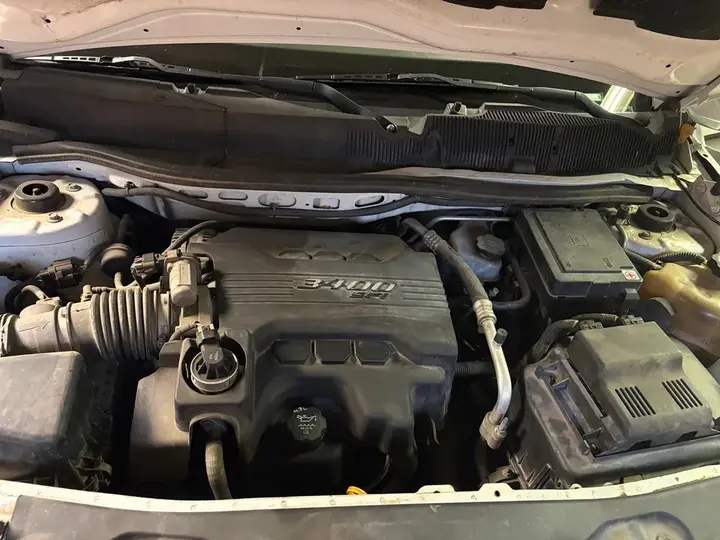 Pontiac Torrent 2008 photo 4