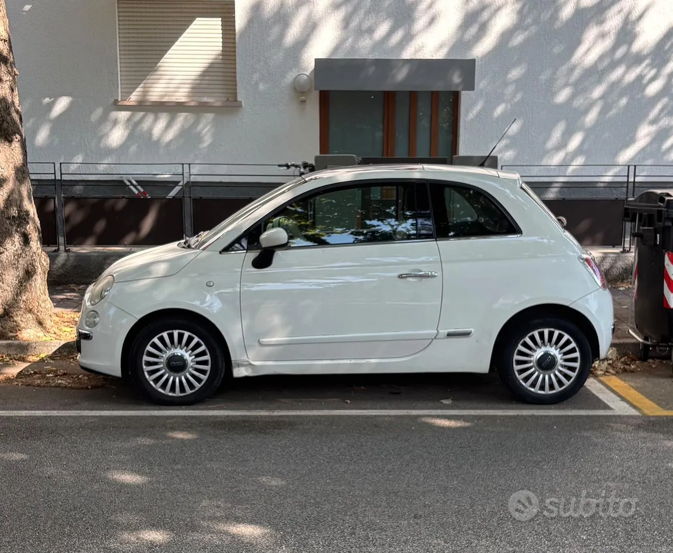 Fiat 500 Lounge 2011 photo 3